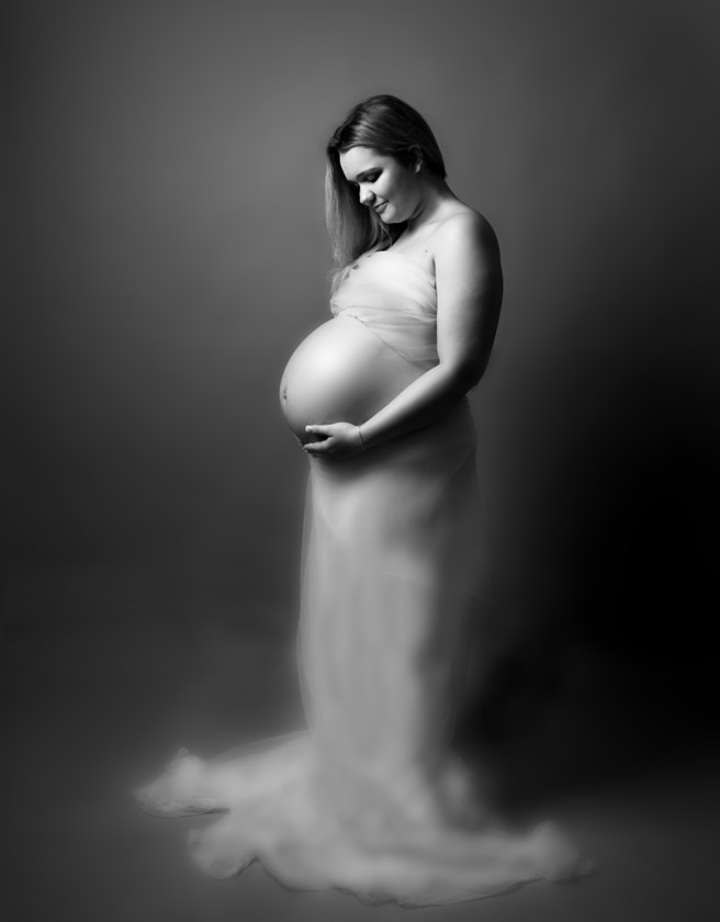 p50631402 103edit 
 Pregnancy Photography Hanwell 
 Keywords: pregnancy photography, Bump2Baby photography, Hanwell pregnancy photographer